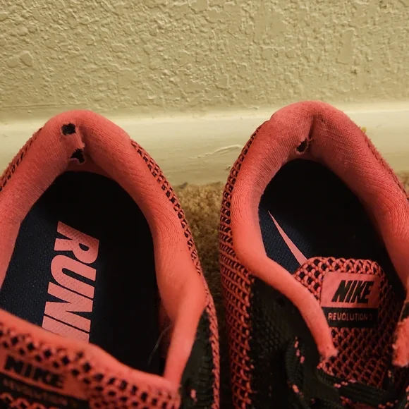 Nike Women's Revolution 3 Sneakers - Picture 5 of 7